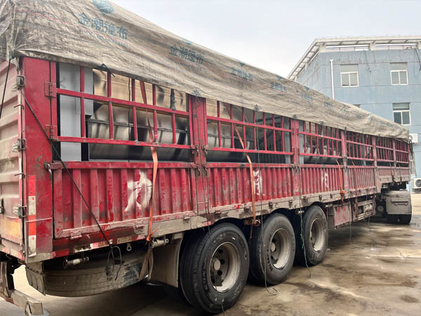 海鑫專注品質(zhì)，一批400公斤工業(yè)洗衣機火熱發(fā)貨中